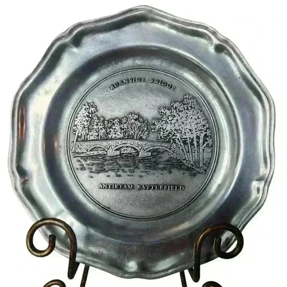 ANTIETAM BATTLEFIELD BURNSIDE BRIDGE WILTON-COLUMBIA PA.PEWTER PLATE - Picture 1 of 5